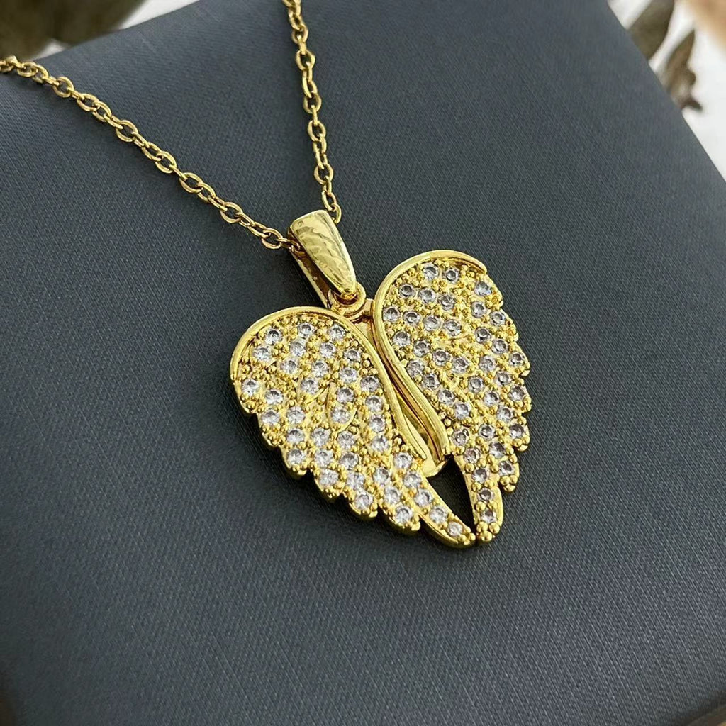 Heart-Shaped Women's Necklace